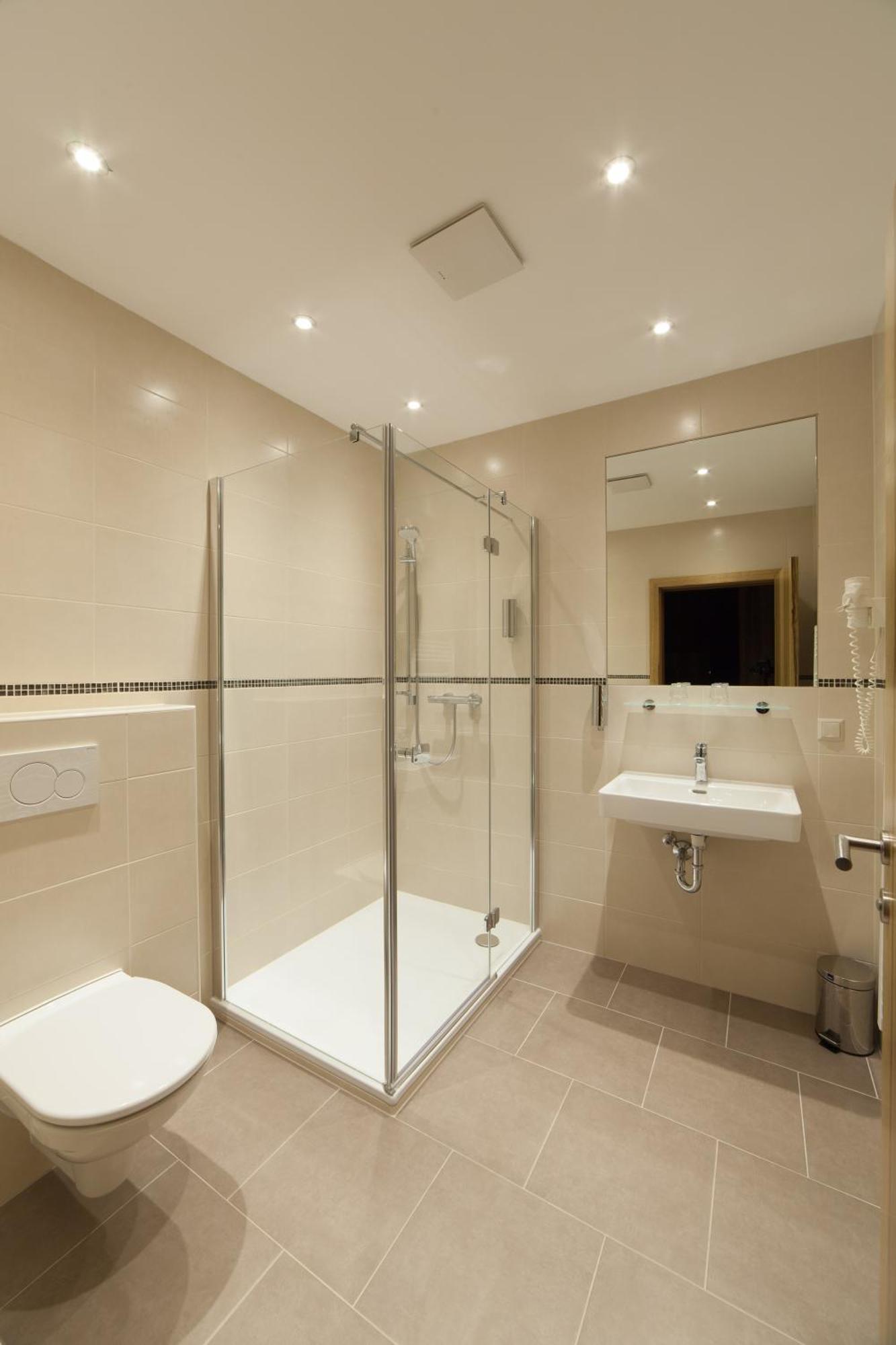 Hotel-Restaurant Schweinberger Stetten ห้อง รูปภาพ
